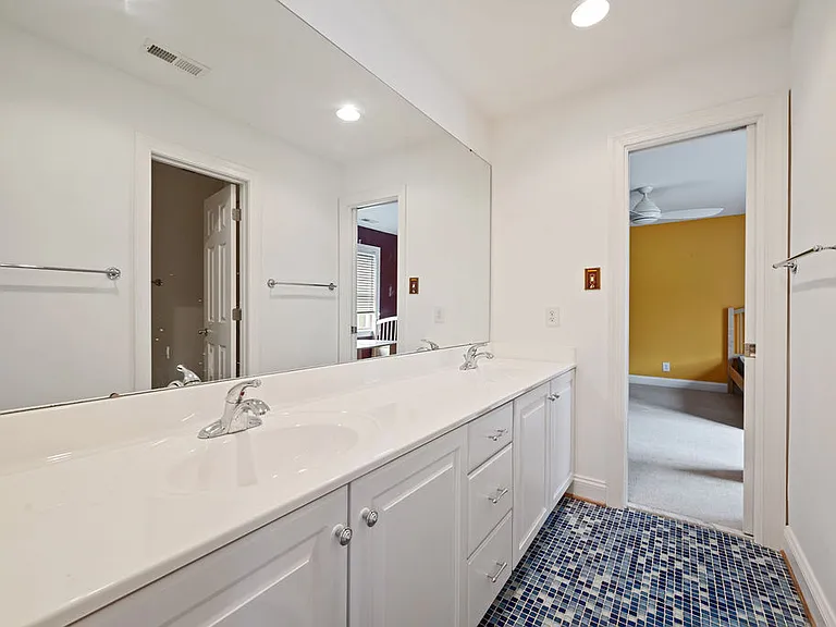 2701 Logan Estates Run — Photo 27