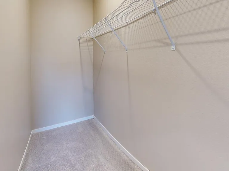 The Plains Apartments — Photo 95