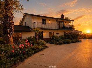 31383 Overcrest Dr, Redlands, CA 92374