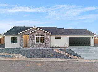 1209 W Kokopelli St, Hildale, UT 84784