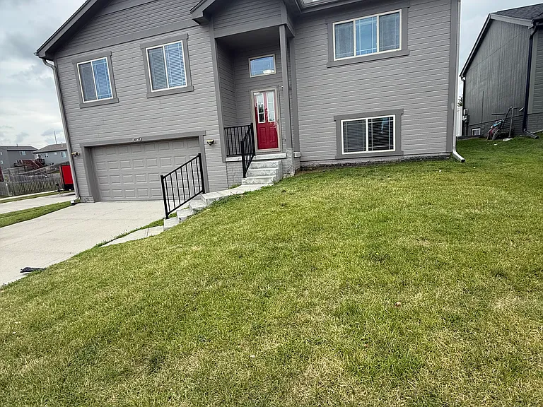 14555 Gilder Ave — Photo 3