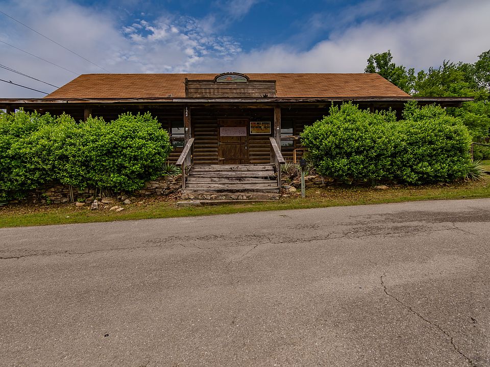 1st image of 122 Skyview Dr