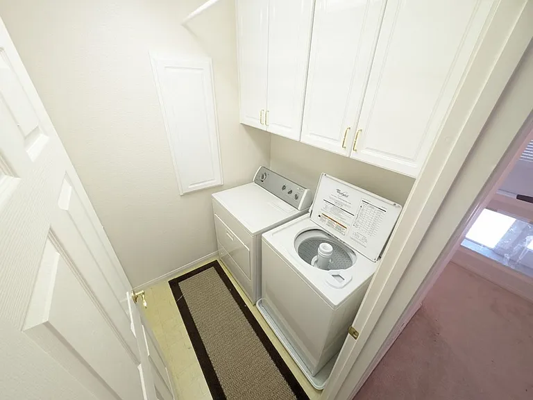 10900 Royal Highlands St — Photo 17
