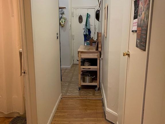 5th image of 302 E 3rd St #2EE