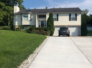 1884 Deer Run Trl, Pacific, MO 63069