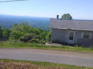 29 Chalet Dr, Fancy Gap, VA 24328
