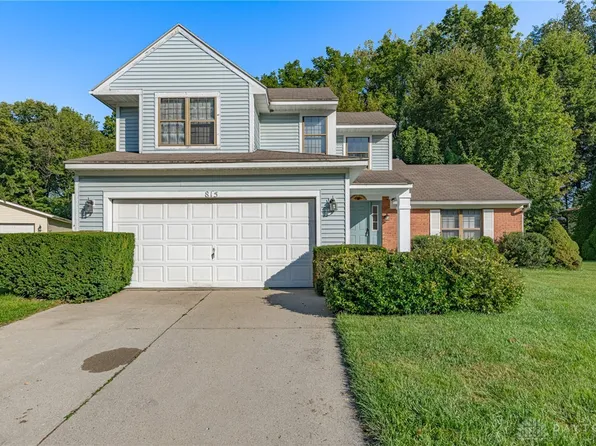 815 Hunters Ridge Dr, Fairborn, OH 45324