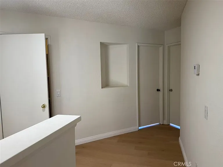 11829 Aurora Ct — Photo 10