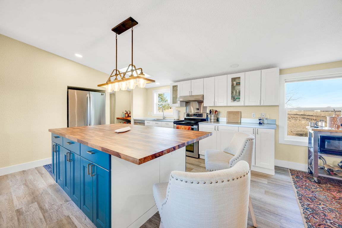 next background image