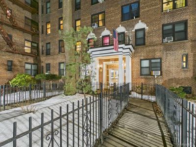 88-10 34 Avenue #3K, Flushing, NY, 11372