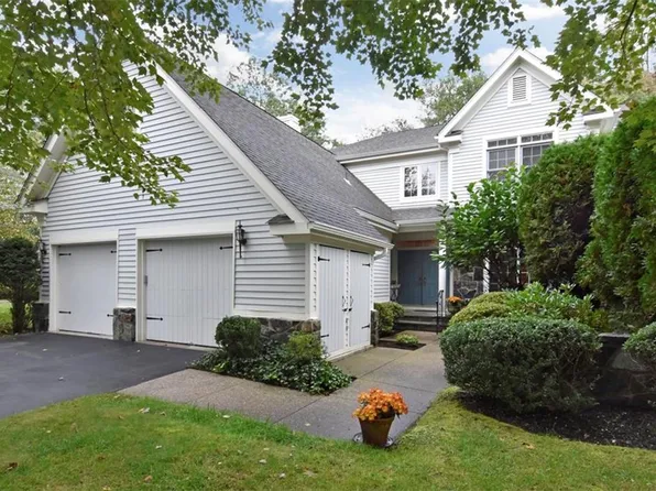 17 Cobblefield Ln, White Plains, NY 10605