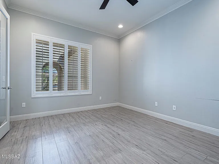 2447 N Wychwood Ct — Photo 7