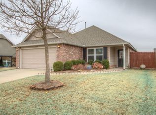 2026 E 133rd Pl S, Bixby, OK 74008