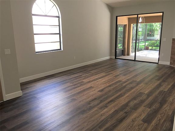 3rd image of 5488 Salem Square Dr N
