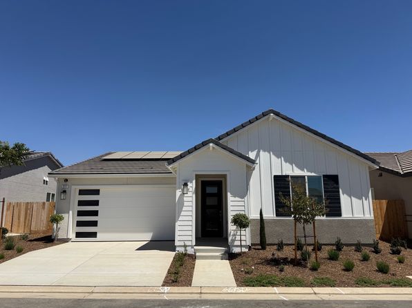 211 Reunion Way S