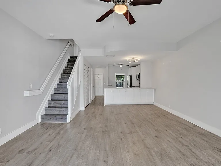 9913 NW 57th Mnr — Photo 16