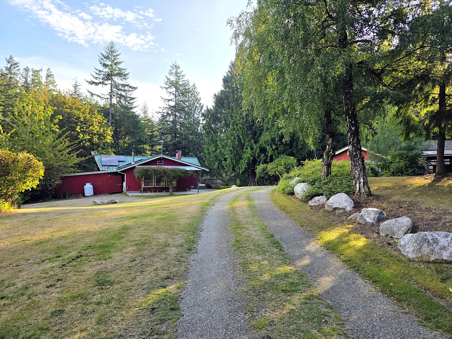 2 bed, 1972 sqft, $3,300 — Photo 1