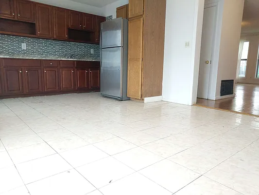 Rented by At Home Realty NY LLC | media 27