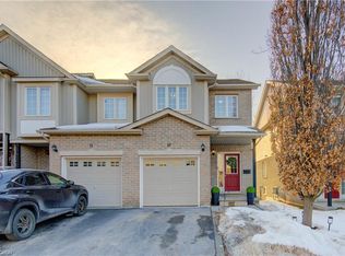 105 Pinnacle Dr #10, Kitchener, ON N2P1B8