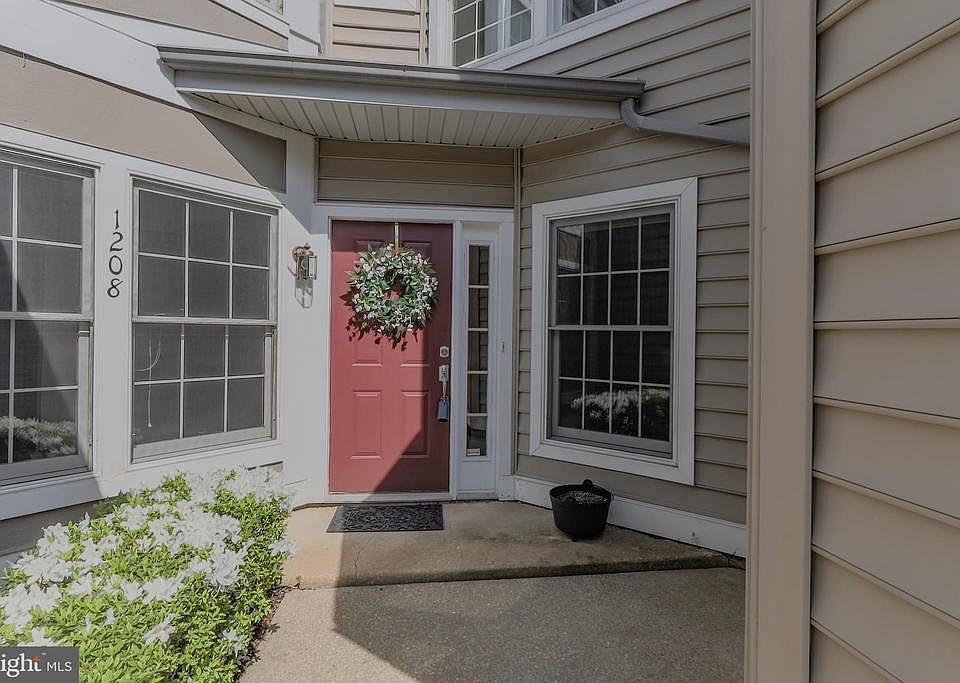 1st image of 1208 Braken Ave