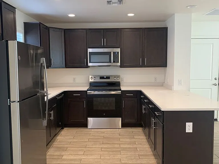 2430 S Clovis Pl — Photo 6