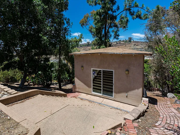 5564 Lone Star Dr — Photo 49