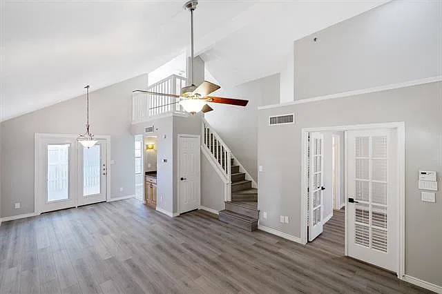 2 bed, 1334 sqft, $2,600 — Photo 2