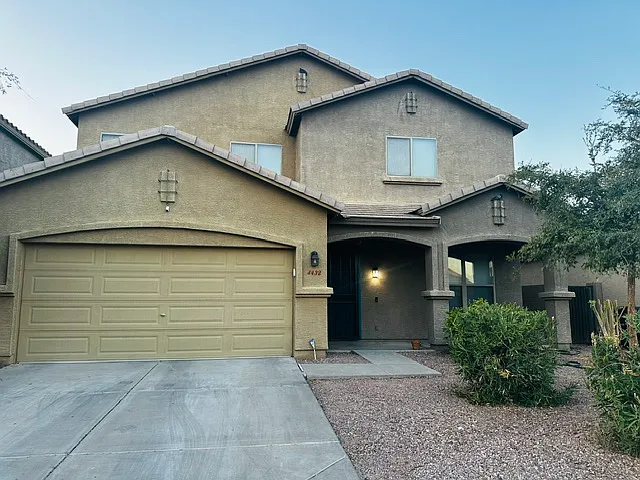 4432 W T Ryan Ln