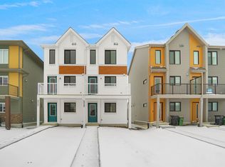 5123 Rivers Edge Way NW, Edmonton, AB T6M 1P9