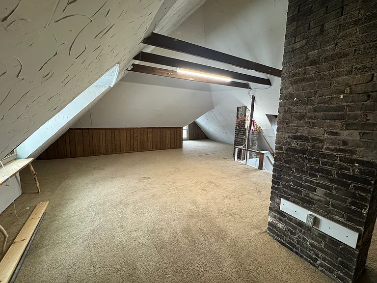 60 E Patterson Ave — Photo 32