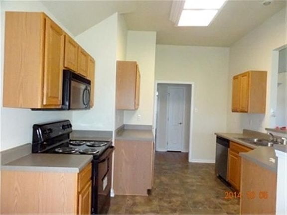 5th image of 510 Oak Point Dr