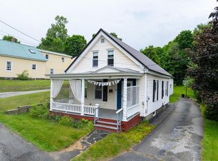 94 Pearl St, Northfield, VT 05663