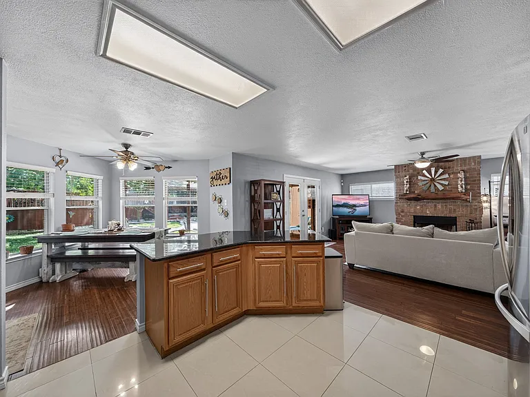 18634 Creekside Pass — Photo 9