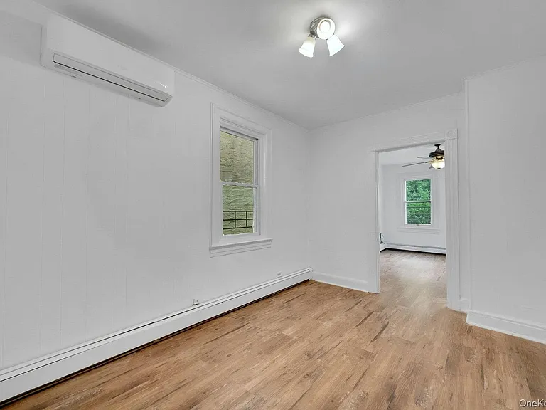 437 Warburton Ave #2 — Photo 12