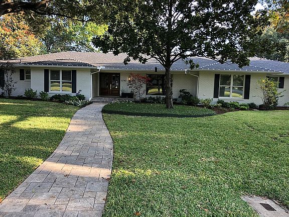 4th image of 13740 Sprucewood Dr