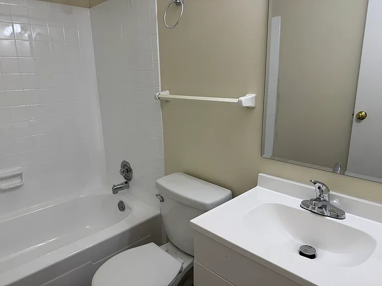 14648 Balsam St — Photo 10