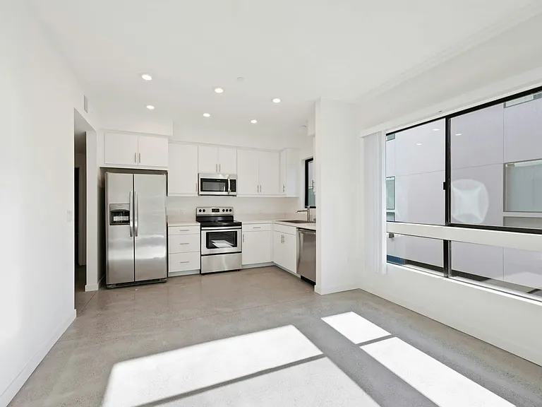 5900 Severin Dr #308 — Photo 13
