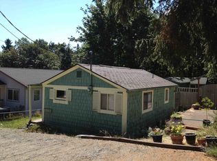 2103 NE 100th St, Seattle, WA 98125