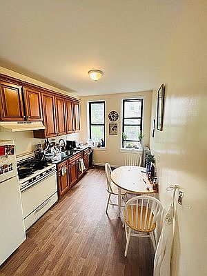 1st image of 3406 43rd St APT 2L