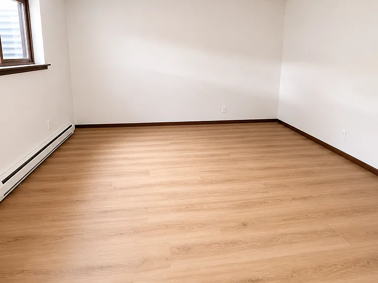 4206 Spruce Hills Dr — Photo 2