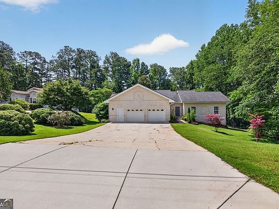 2nd image of 8993 Dornoch Cir