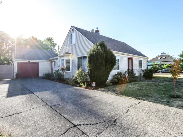 395 Juniper St, Junction City, OR 97448