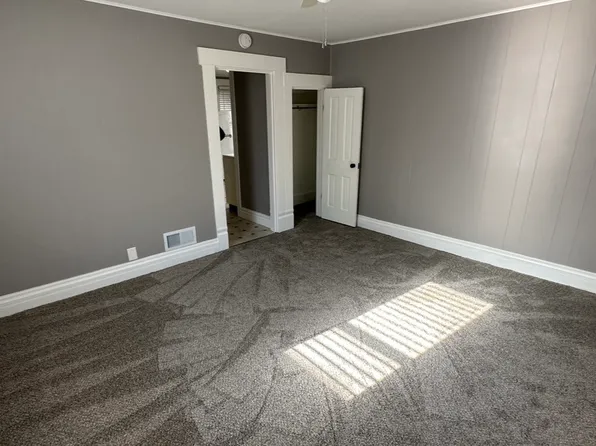 610 Charles St #2, Huntington, IN 46750