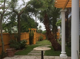 2211 E 9th St #A, Austin, TX 78702