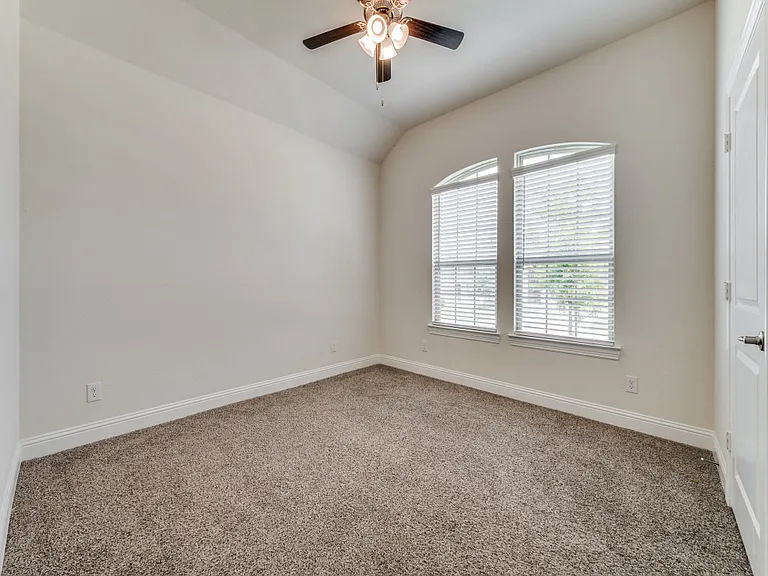 Secondary bedroom