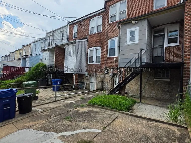 3016 Pelham Ave — Photo 41
