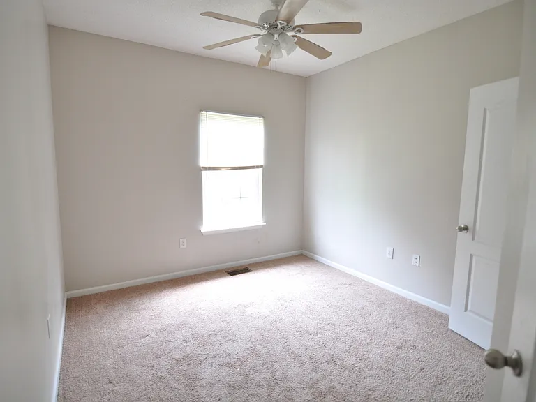 44 Pine Meadow Cir — Photo 15