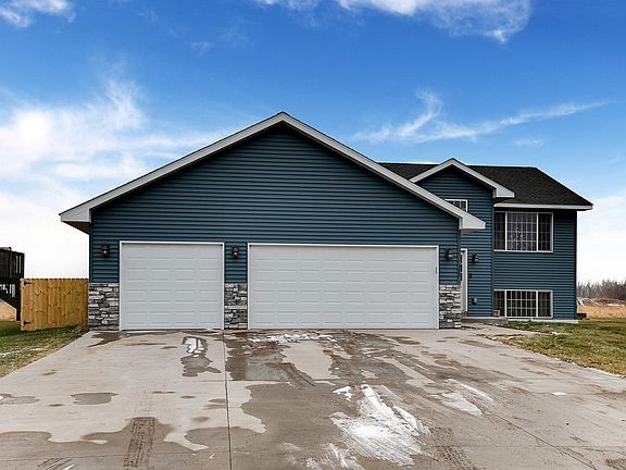 4th image of 370 Fawn Meadows Way NE