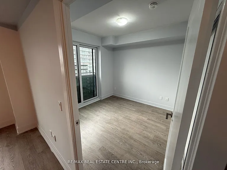2550 Simcoe St N #1213 — Photo 7