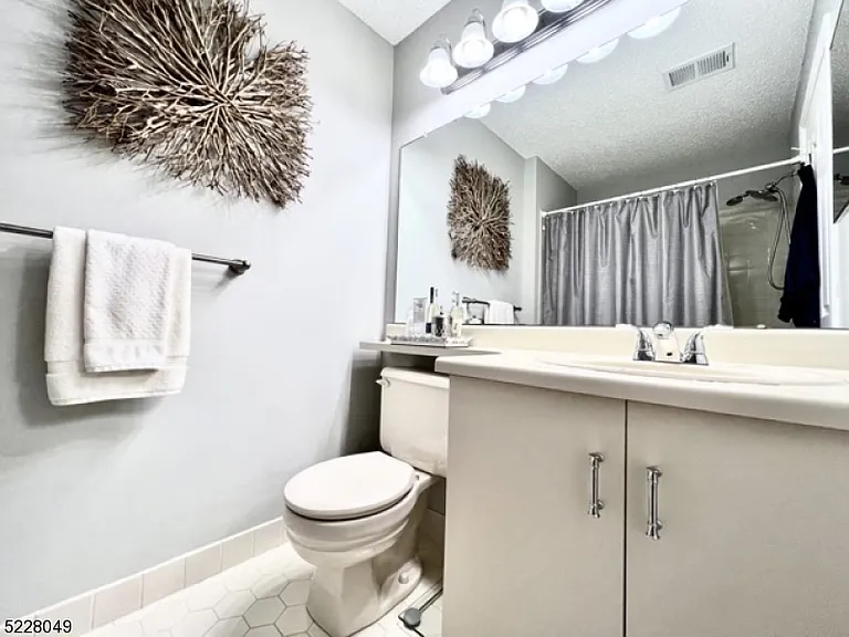 209 Strull Ct — Photo 16
